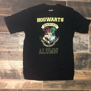 Hogwarts Alumni shirt